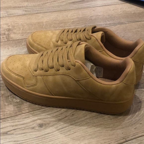 PrettyLittleThing Shoes - Pretty little thing sneakers